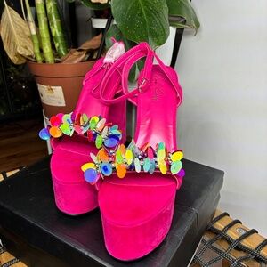 Pink Kiss Platform Heels